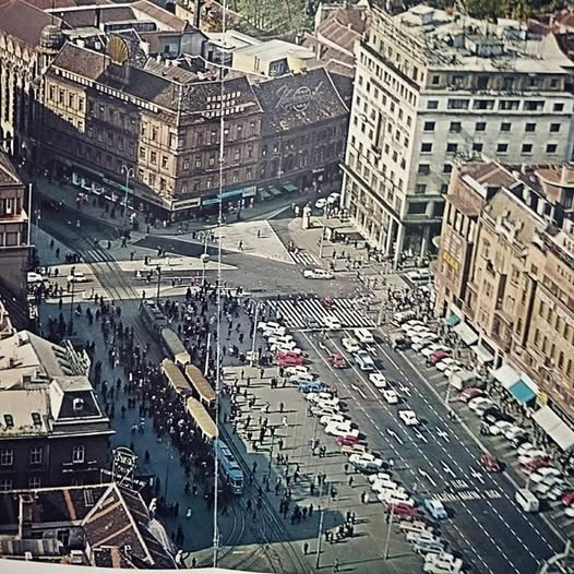 Trg Republike (današnji Trg bana Jelačića) 1970-ih godina A